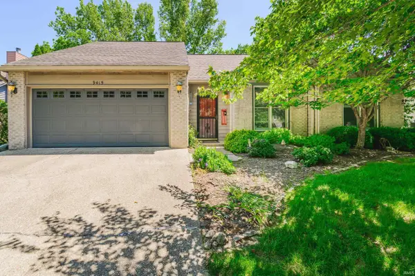 9415 S Harbour Pointe Drive, Bloomington, IN 47401