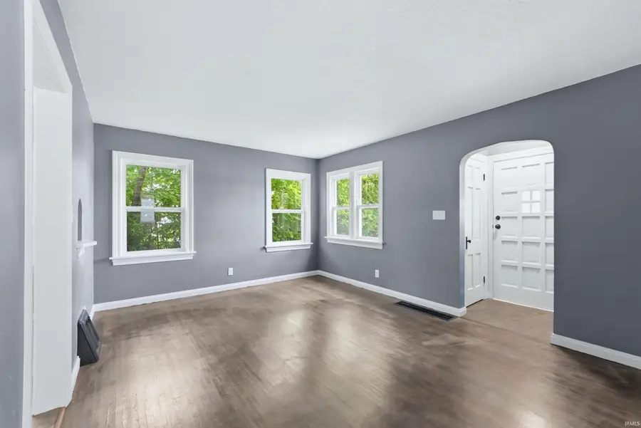 413 Pasadena Drive, Fort Wayne, IN 46807 - #2
