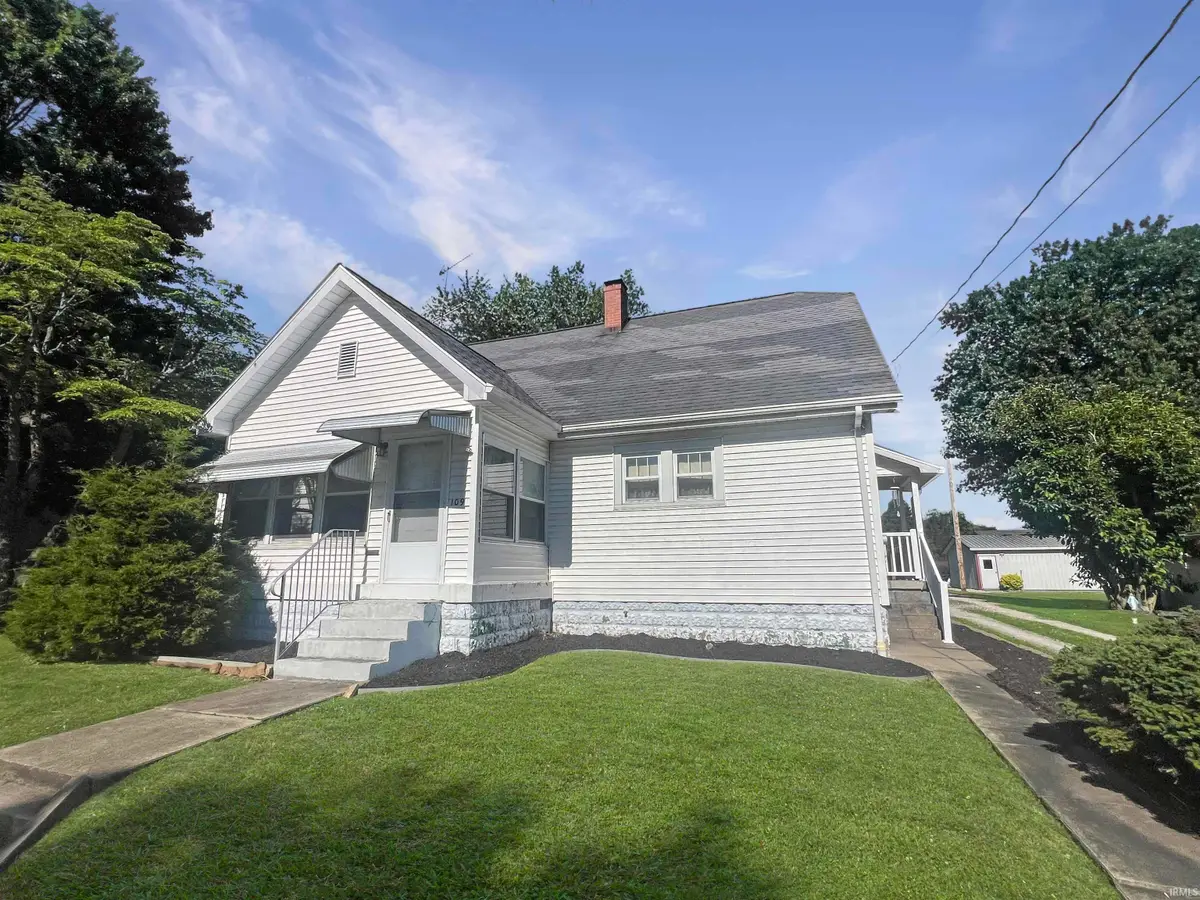 109 N Walnut Street, Huntingburg, IN 47546 - #1