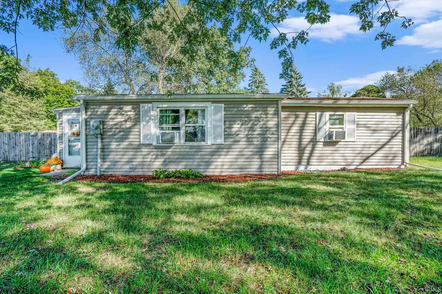 13915 Brick Road, Granger, IN 46530 - #2