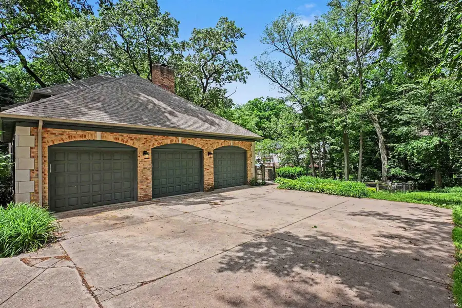 51125 Midlothian Court, Granger, IN 46530 - #2