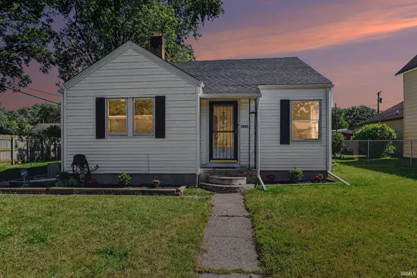 1021 Center Street, Elkhart, IN 46516