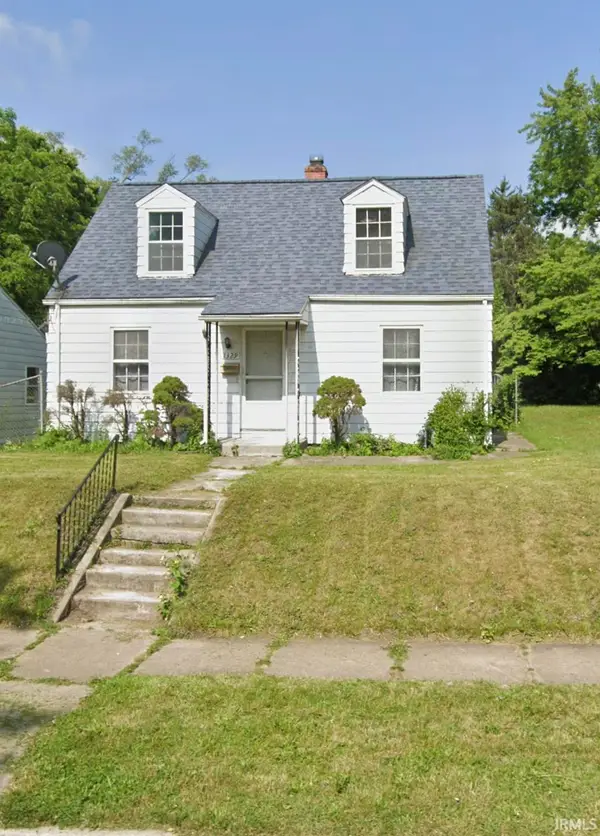 1329 N Elmer Street, South Bend, IN 46628