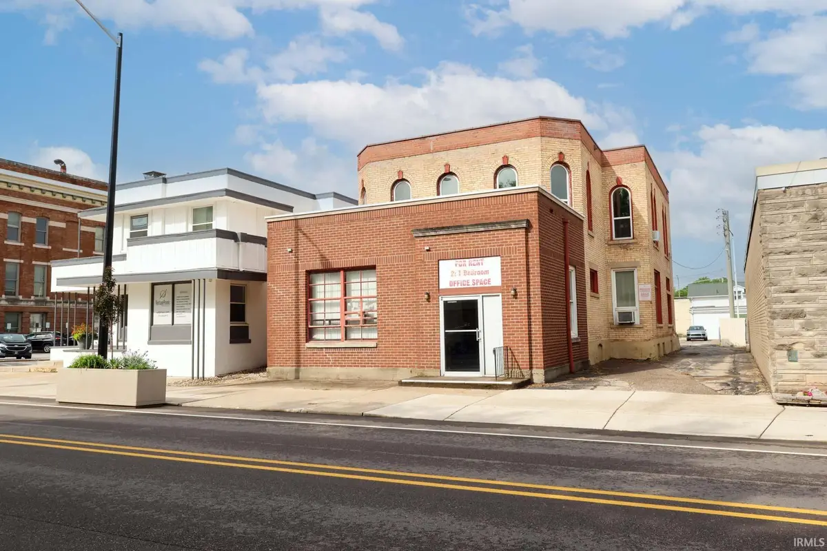209 S 2nd Street, Elkhart, IN 46516 - #1