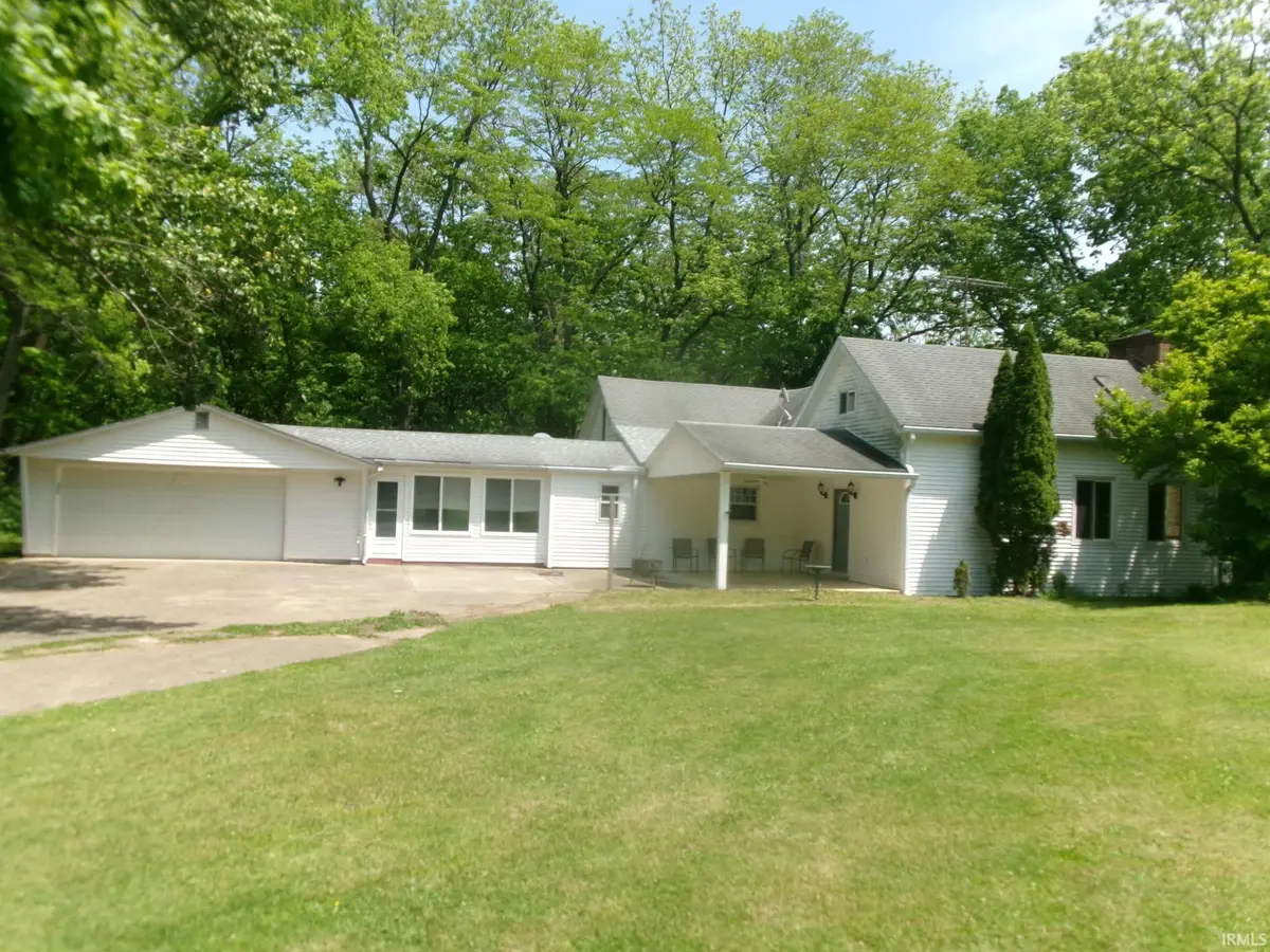 8362 S State Road 263 Road, Williamsport, IN 47993 - #1