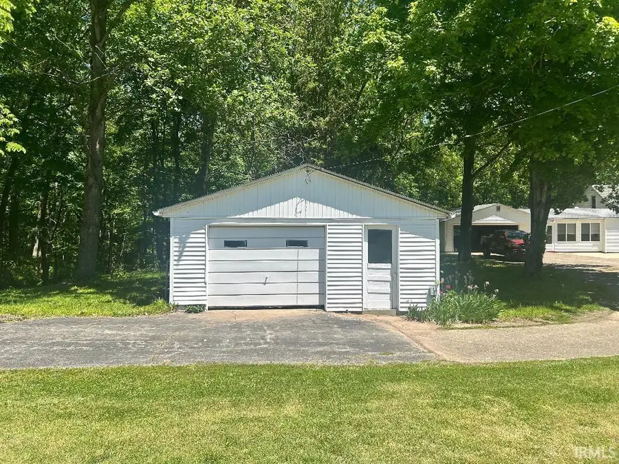 8362 S State Road 263 Road, Williamsport, IN 47993 - #2