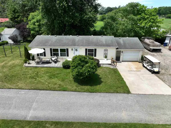 9107 N Mary D Drive, Bremen, IN 46506