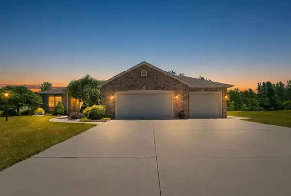 103 Mactavish Court, Angola, IN 46703
