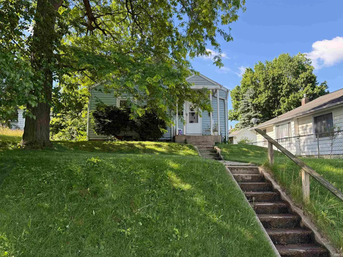 222 E Fairview Avenue, South Bend, IN 46614 - #1