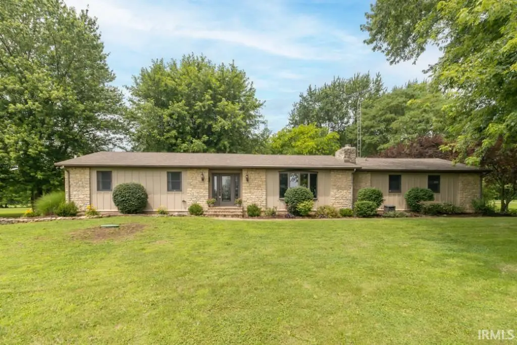 971 W County Road 420 N, Connersville, IN 47331 - #1
