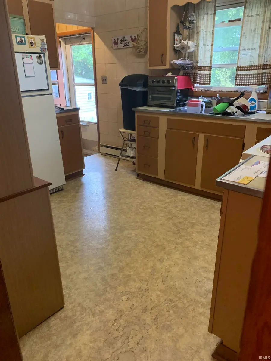 530 W Spring Street, Bloomfield, IN 47424 - #2
