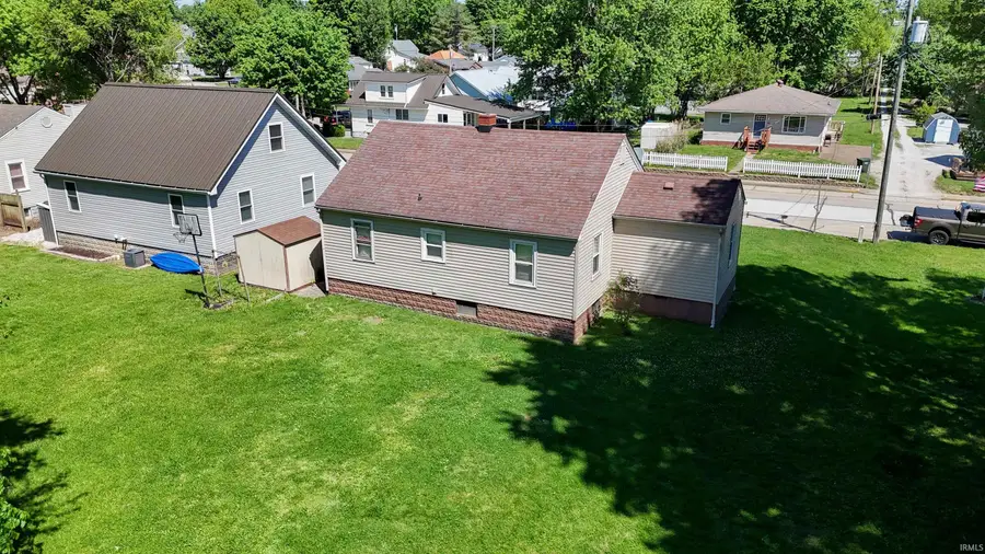 805 E 1st Street, Huntingburg, IN 47542 - #2