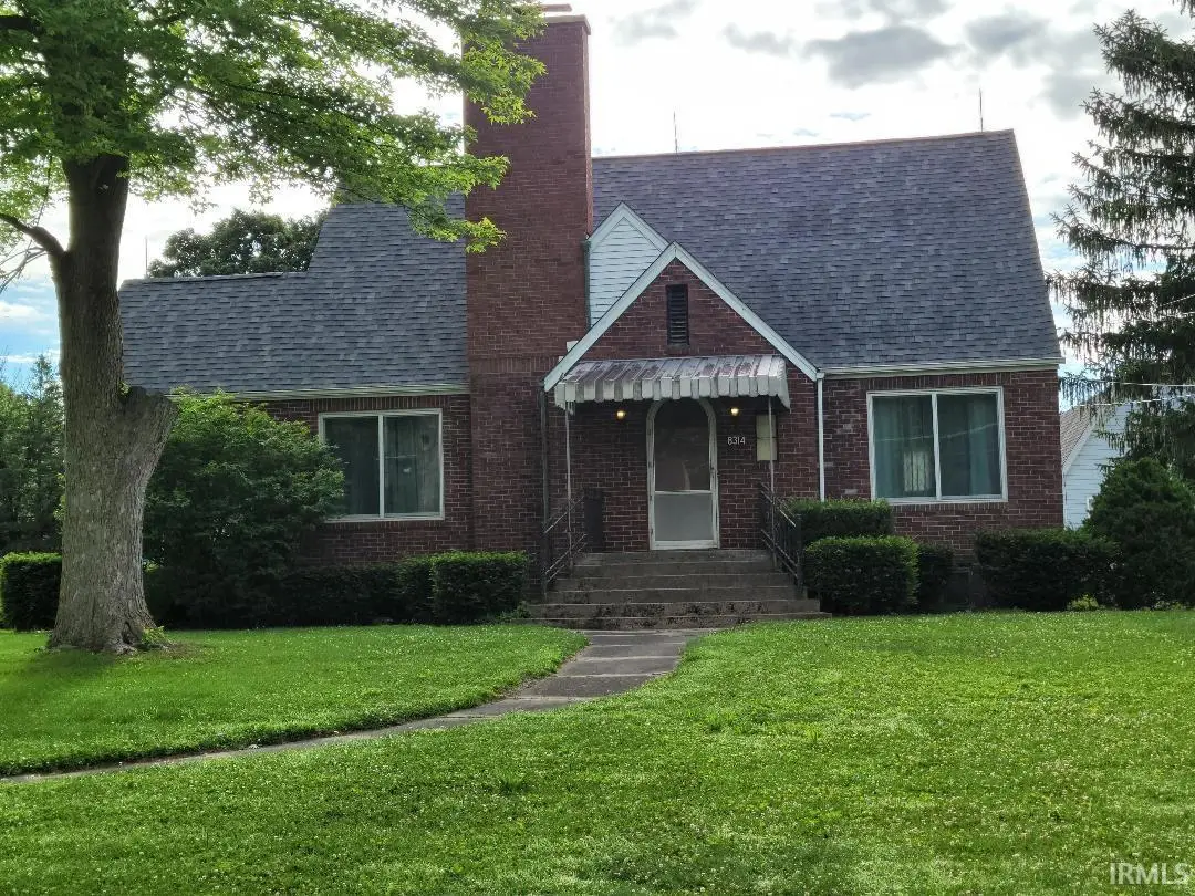 8314 S Walnut Street, Daleville, IN 47334 - #1