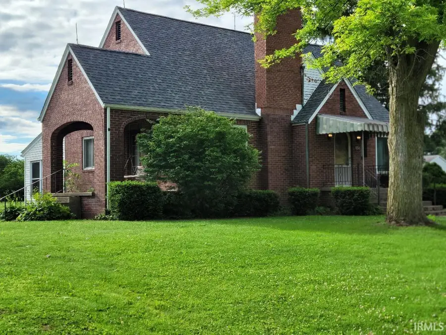 8314 S Walnut Street, Daleville, IN 47334 - #3