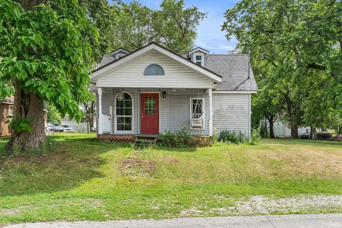 105 E Arlington Avenue, North Judson, IN 46366 - #1