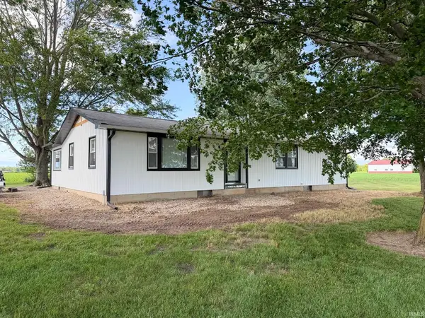 6740 E 700 N Road, Rochester, IN 46975