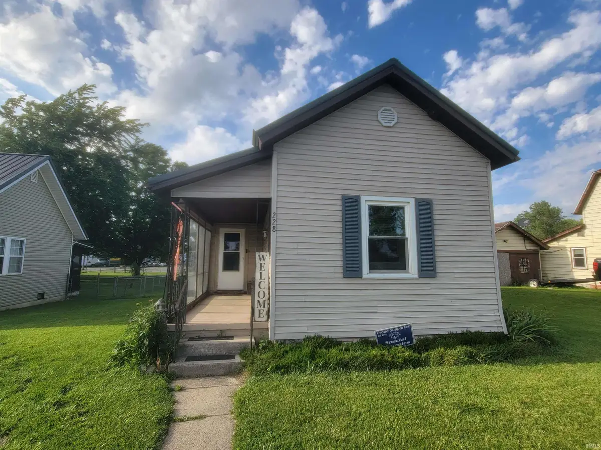 228 E North Street, Portland, IN 47371 - #1