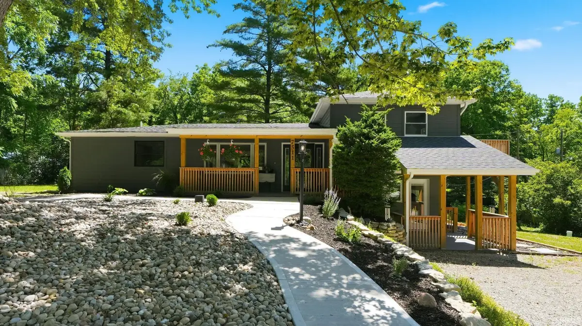 7511 W County Line Road, Roanoke, IN 46783 - #1