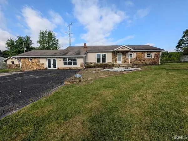 399 E Wilson Road, Bloomfield, IN 47424