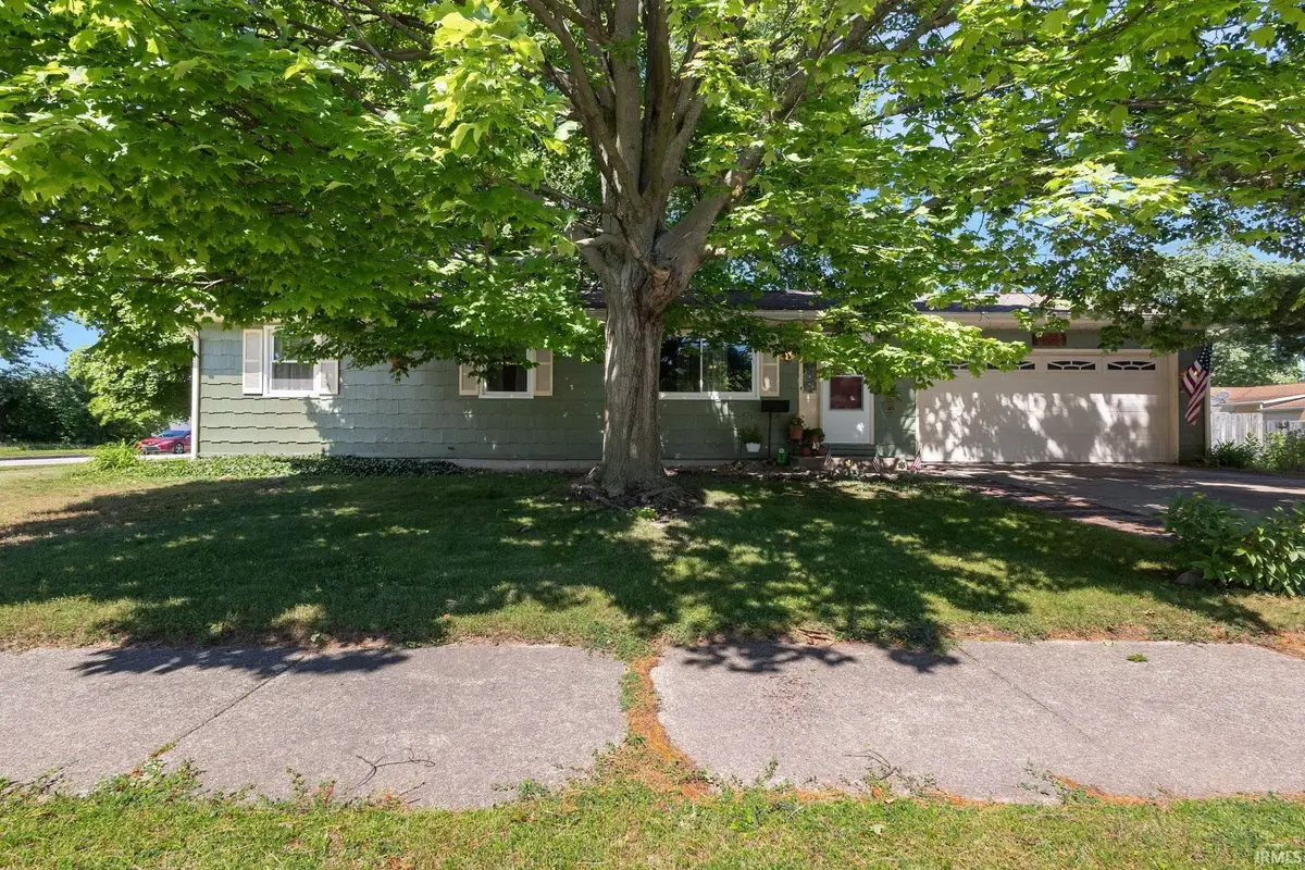 1903 Sarah Street, Mishawaka, IN 46545 - #1