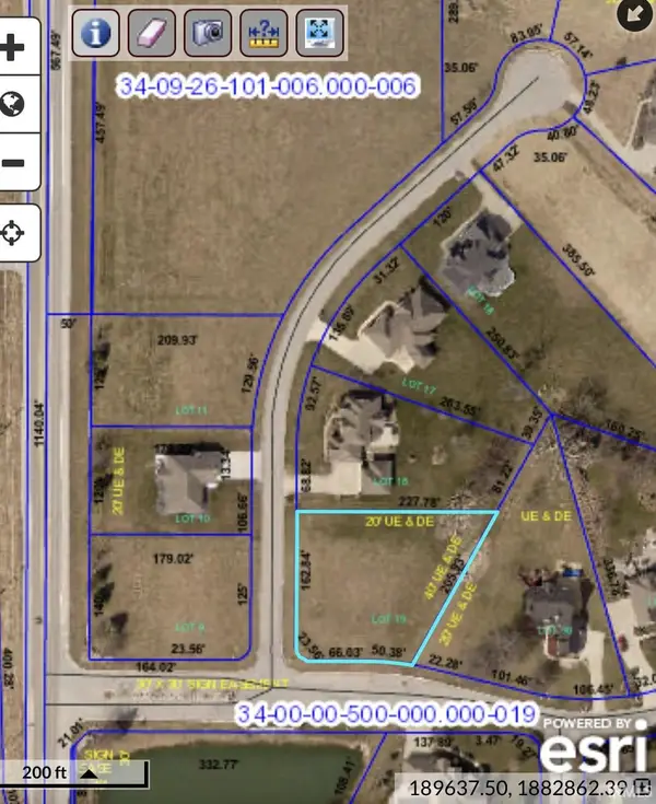 Sheffield Circle, Kokomo, IN 46902