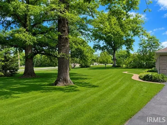 1406 N Lincolnshire Boulevard, Marion, IN 46952 - #2