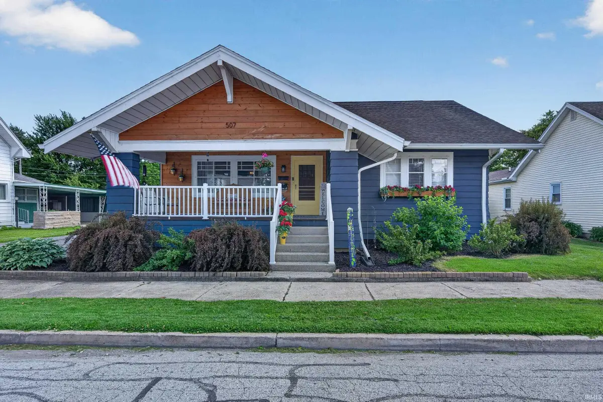 507 E Columbia Street, Flora, IN 46929 - #1