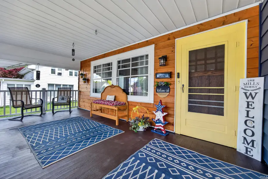 507 E Columbia Street, Flora, IN 46929 - #2