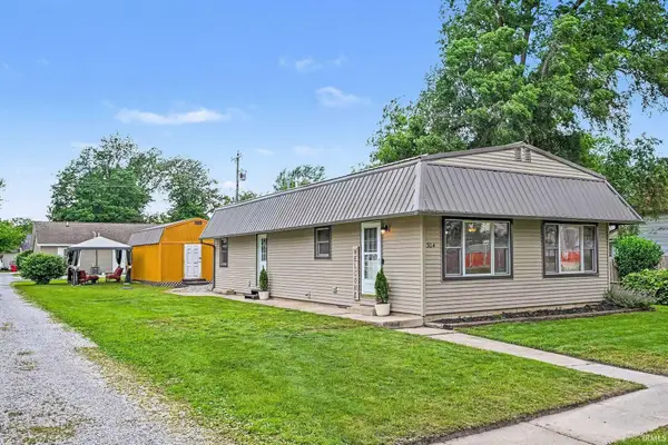 304 S Franklin Street, Mentone, IN 46539