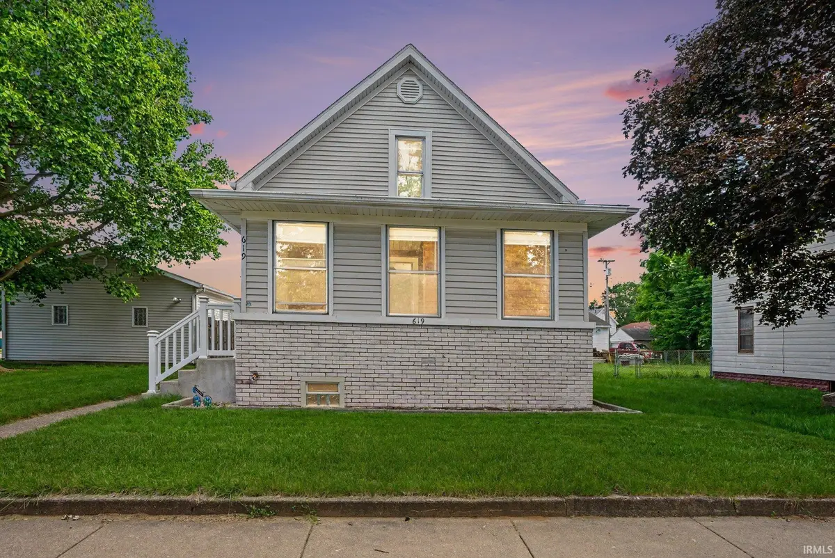 619 E Battell Street, Mishawaka, IN 46545 - #1