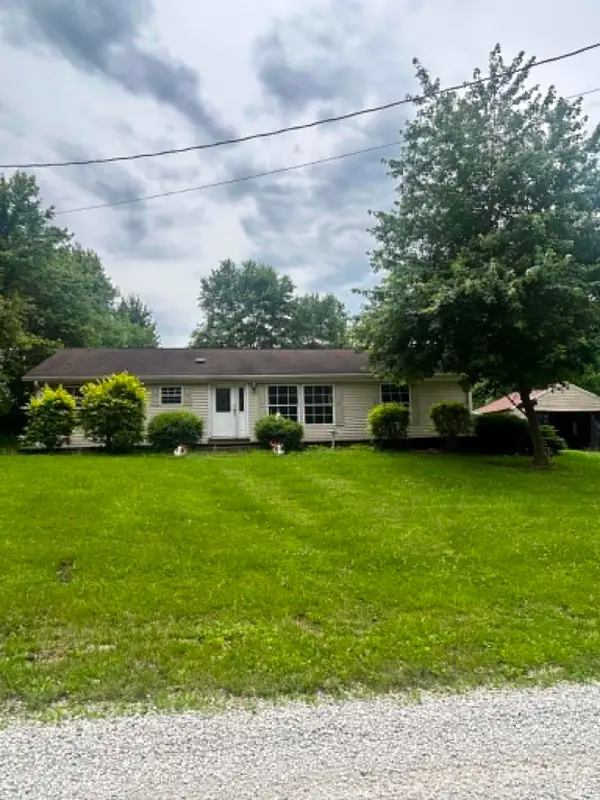4909 W County Rd 1375 S Road, Jasonville, IN 47438