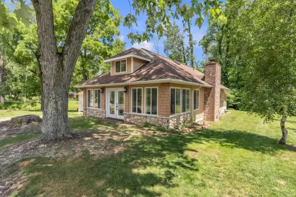 761 S Dixie Drive, North Webster, IN 46555