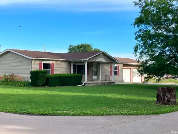 310 N Oak Street, Redkey, IN 47373