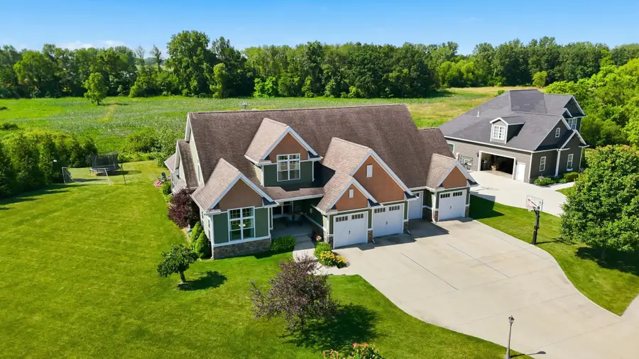 911 Hawthorn Drive, Warsaw, IN 46582 - #3