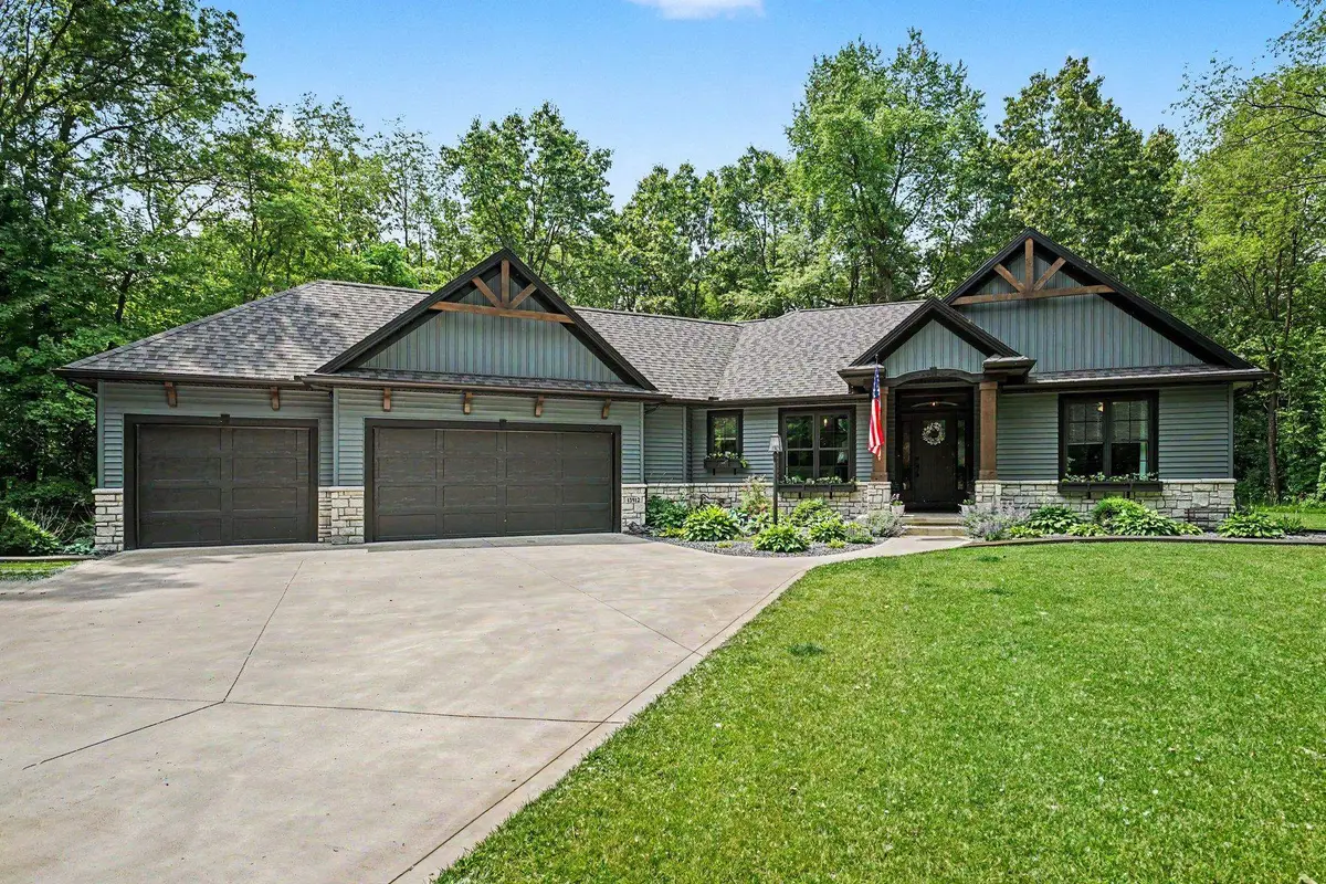 13912 Shavano Peak Drive, Middlebury, IN 46540 - #1