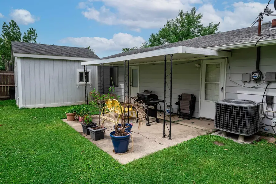 308 N Campbell Avenue, Marion, IN 46952 - #3