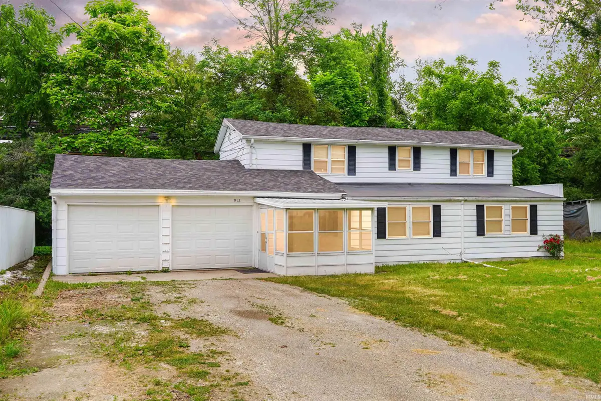 912 W Winona Avenue, Warsaw, IN 46580 - #1