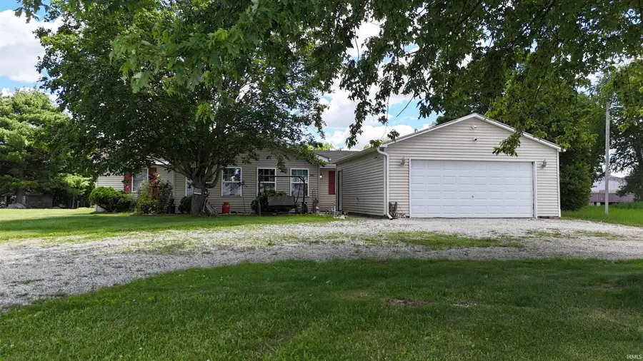 2482 S 400 E, Pierceton, IN 46562 - #2