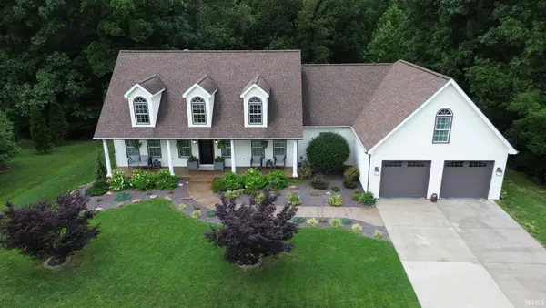 10689 S Oak Ridge Estate, Haubstadt, IN 47639