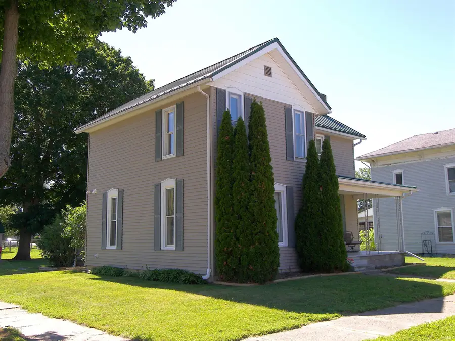 210 N Broadway Street, Mentone, IN 46539 - #3
