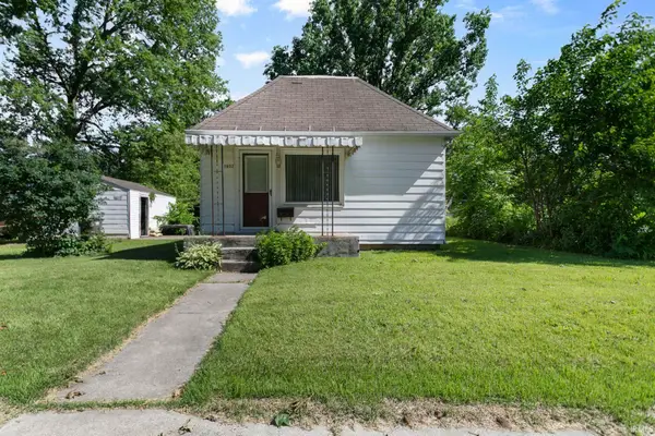 1032 E Indiana Avenue, Elkhart, IN 46516