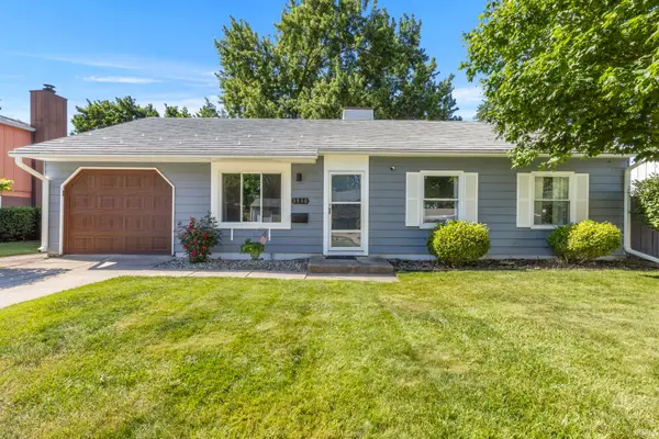 1510 Glenlake Drive, South Bend, IN 46614