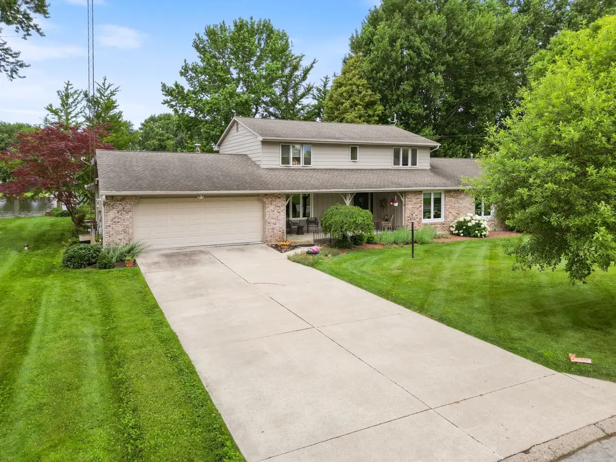 2127 Bluewater Drives, Warsaw, IN 46580 - #1