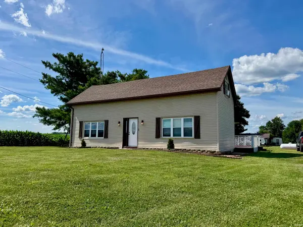 394 E 300 S Road, Princeton, IN 47670
