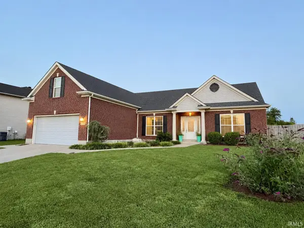 3043 Paradise Circle, Newburgh, IN 47630