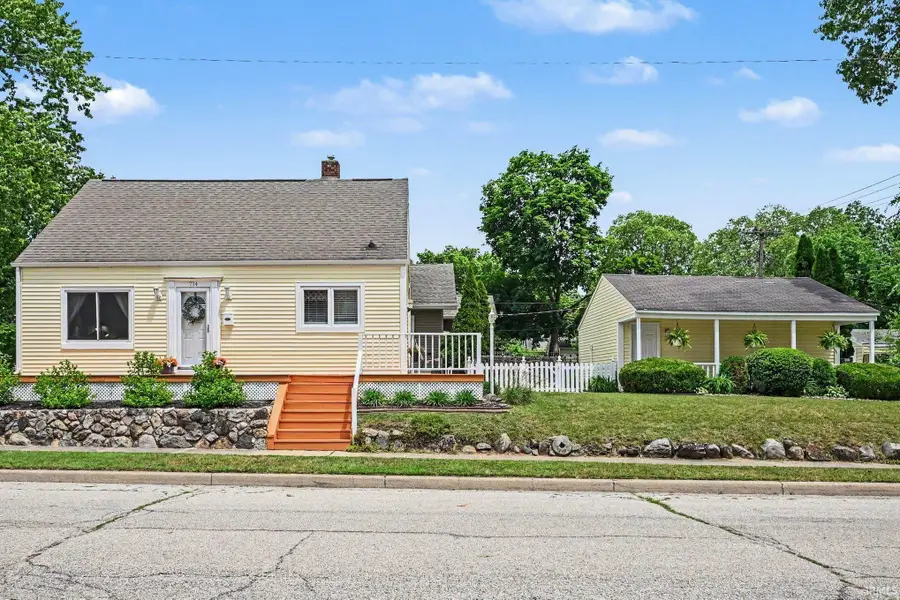 714 Benton Street, Mishawaka, IN 46545 - #2