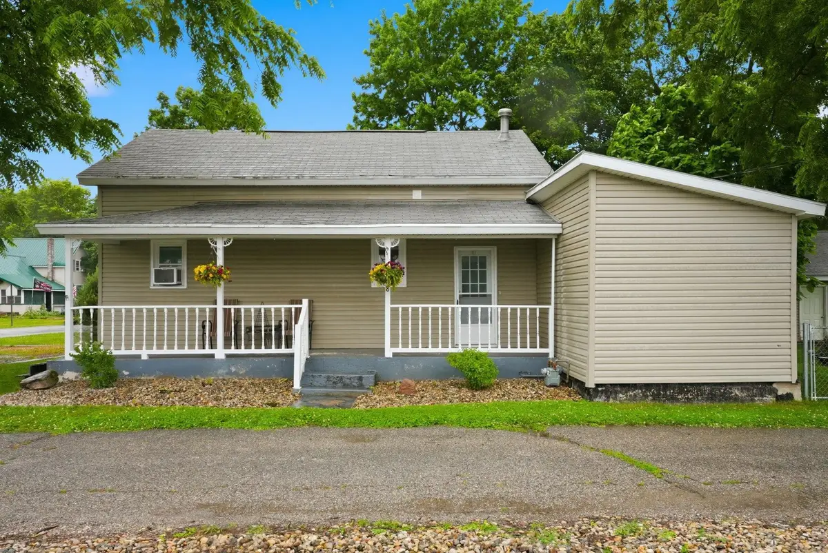 108 W Church Street, Leesburg, IN 46538 - #1