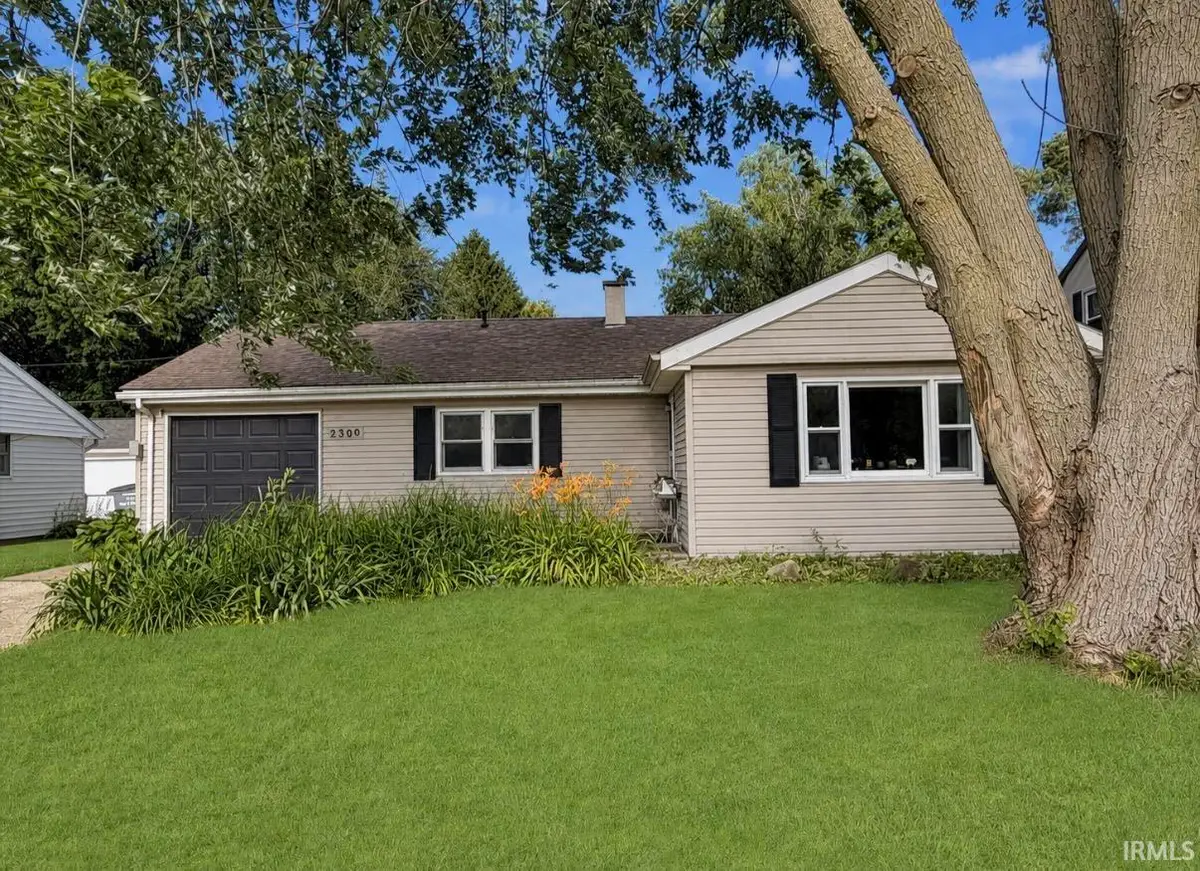 2306 Carmelita Boulevard, Kokomo, IN 46902 - #1