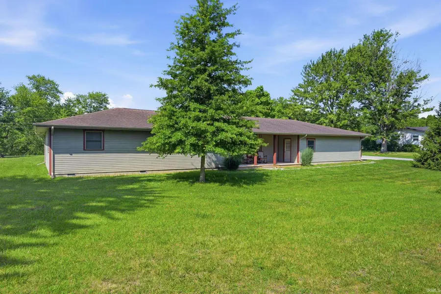 8 Meridian Drive, Hartford City, IN 47348 - #2