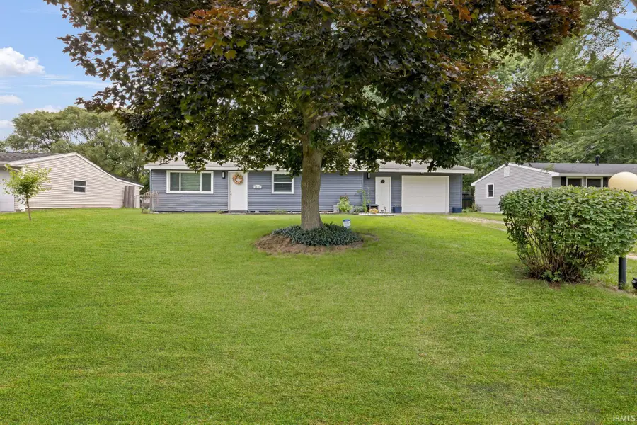 54122 Northwood Drive, Elkhart, IN 46514 - #2
